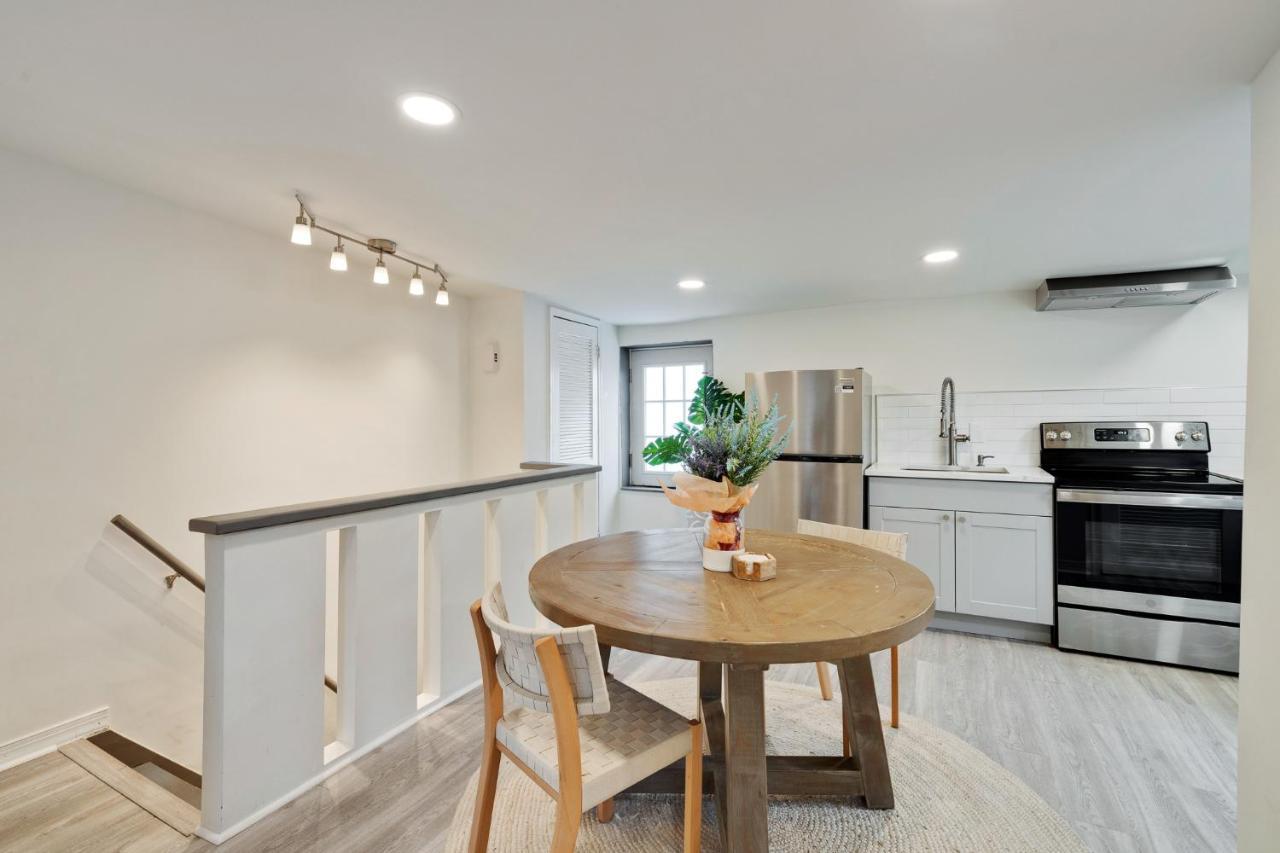 King Suite Luxurious, Modern Couple Retreat Philadelphia Exterior photo